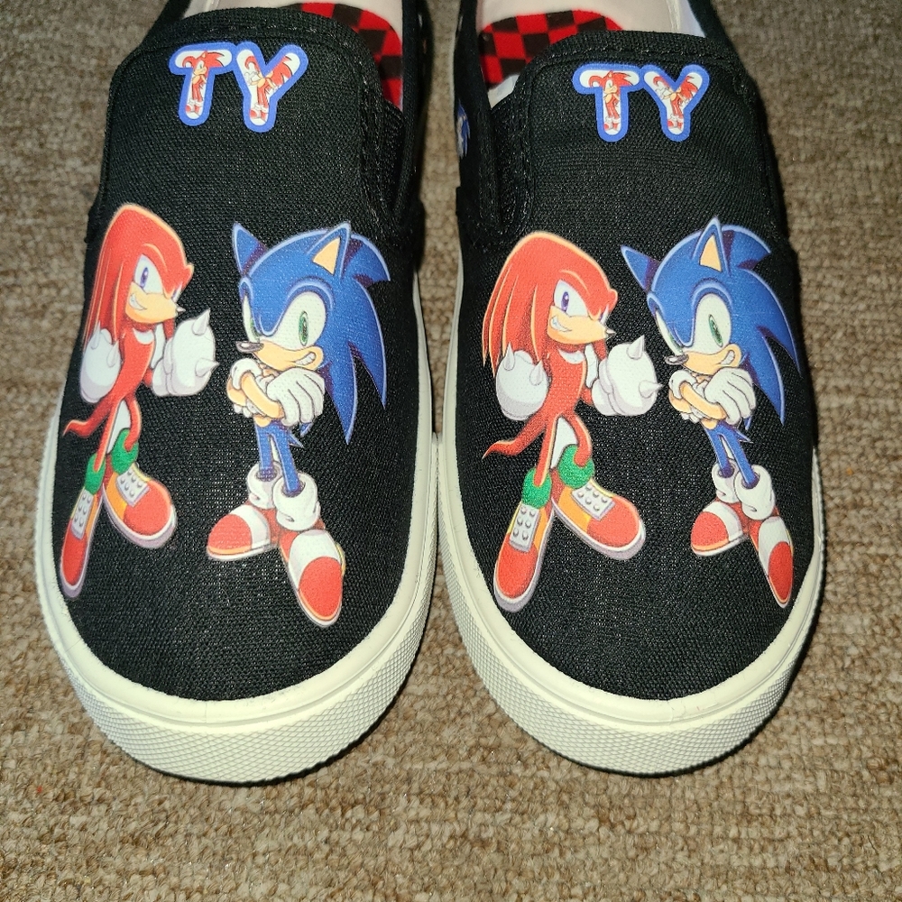 Sonic and knuckles shoes